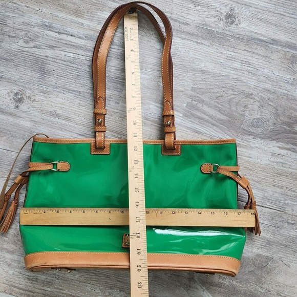 Dooney & Bourke Double Strap Shoulder Tassel Bag Green Patent Leather Purse - Picture 16 of 16